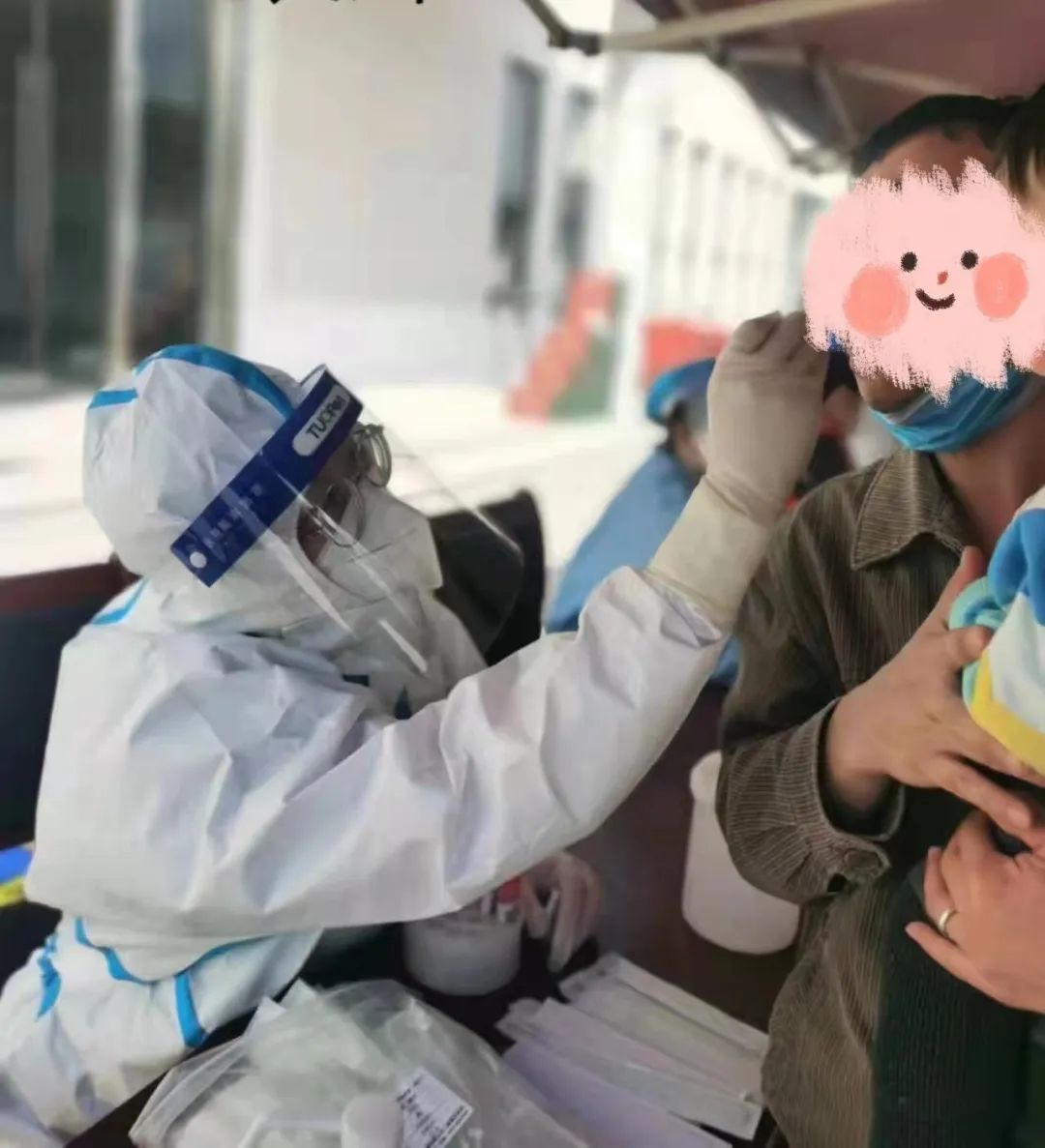 裴燁.jpg